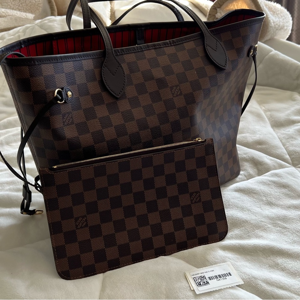 Louis Vuitton Neverfull MM Damier Ebene with Pouch